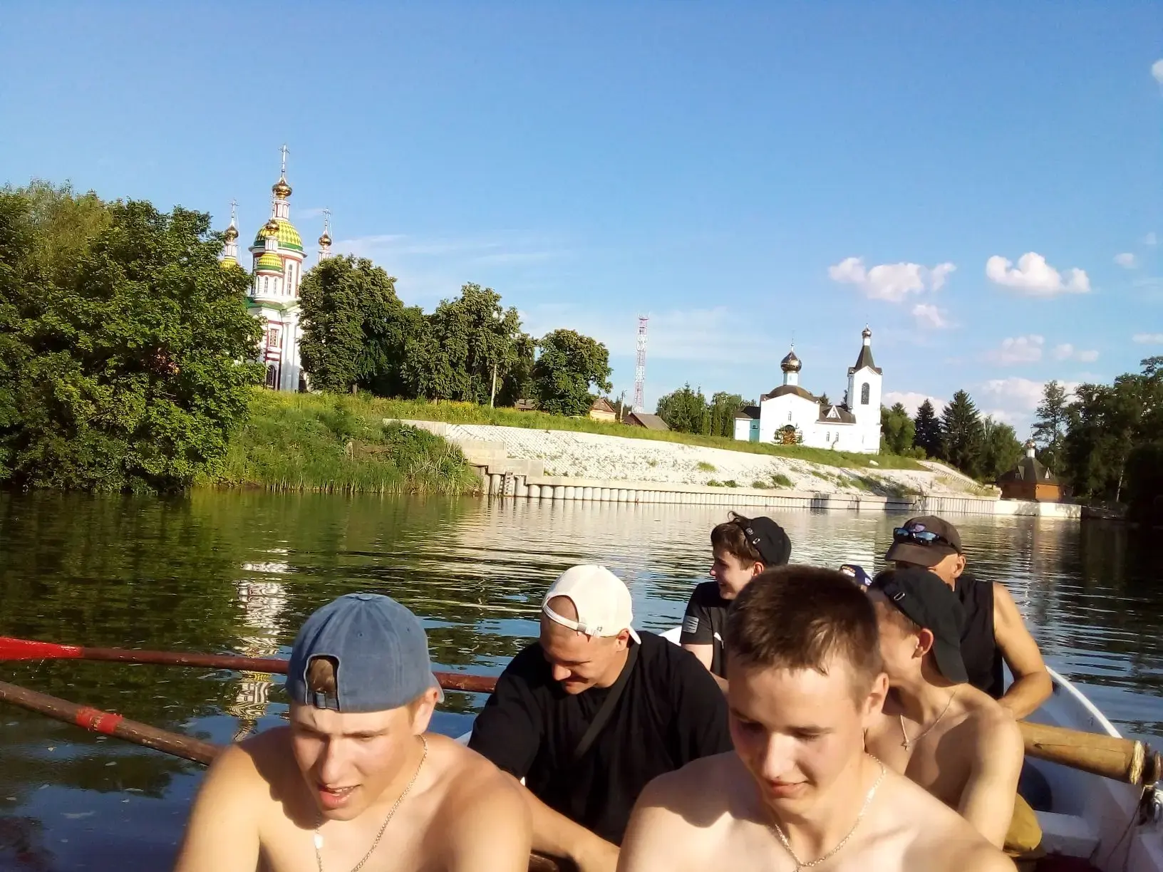 Кадеты 4 курса вернулись из шлюпочного похода!
Этот поход для наших ребят стал важным этапом в их пр