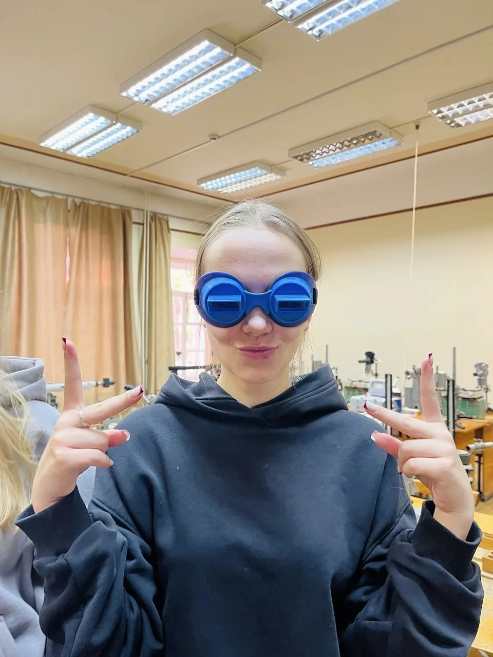 ⚛️✨ Физика ближе, чем кажется! ✨⚛️  Педагогические классы побывали в ВятГУ на кафедре физики и метод