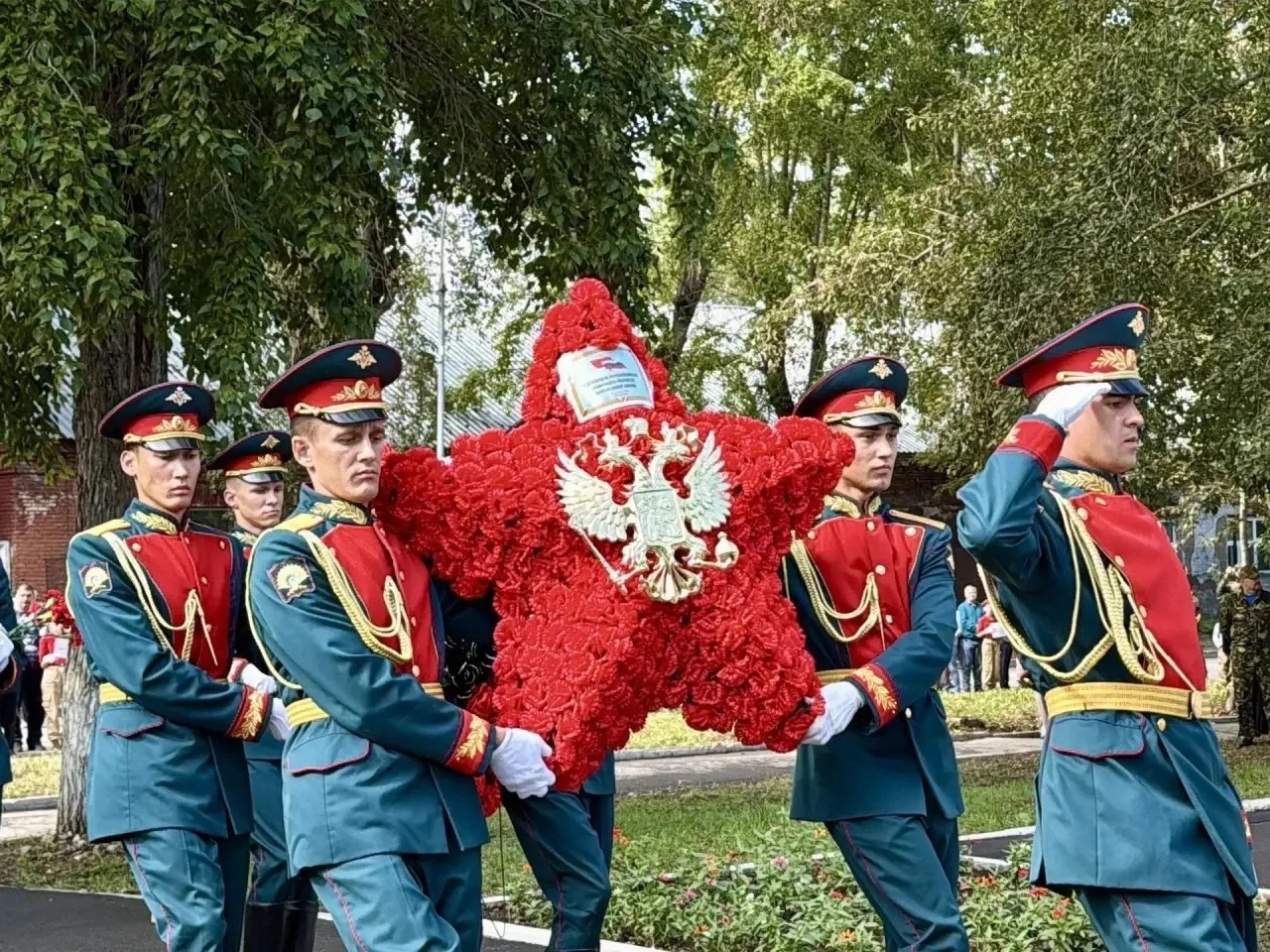 Вчера, на площадке музея "Россия - Моя история" праздновали День Военного городка, отме...