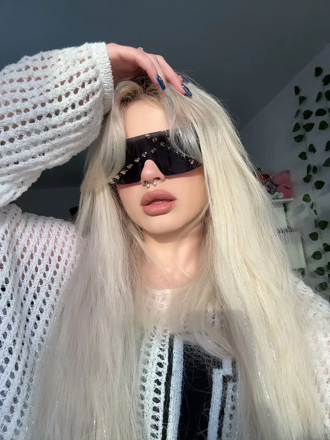 Зацените мои новые очки 😎 

Ну хайп ахахах?