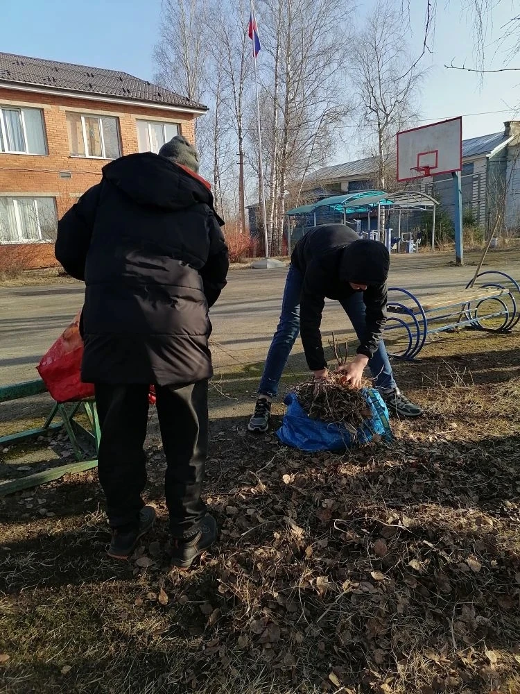 🌳 Свирицкая школа: старт акции «Чистый берег» 🌳