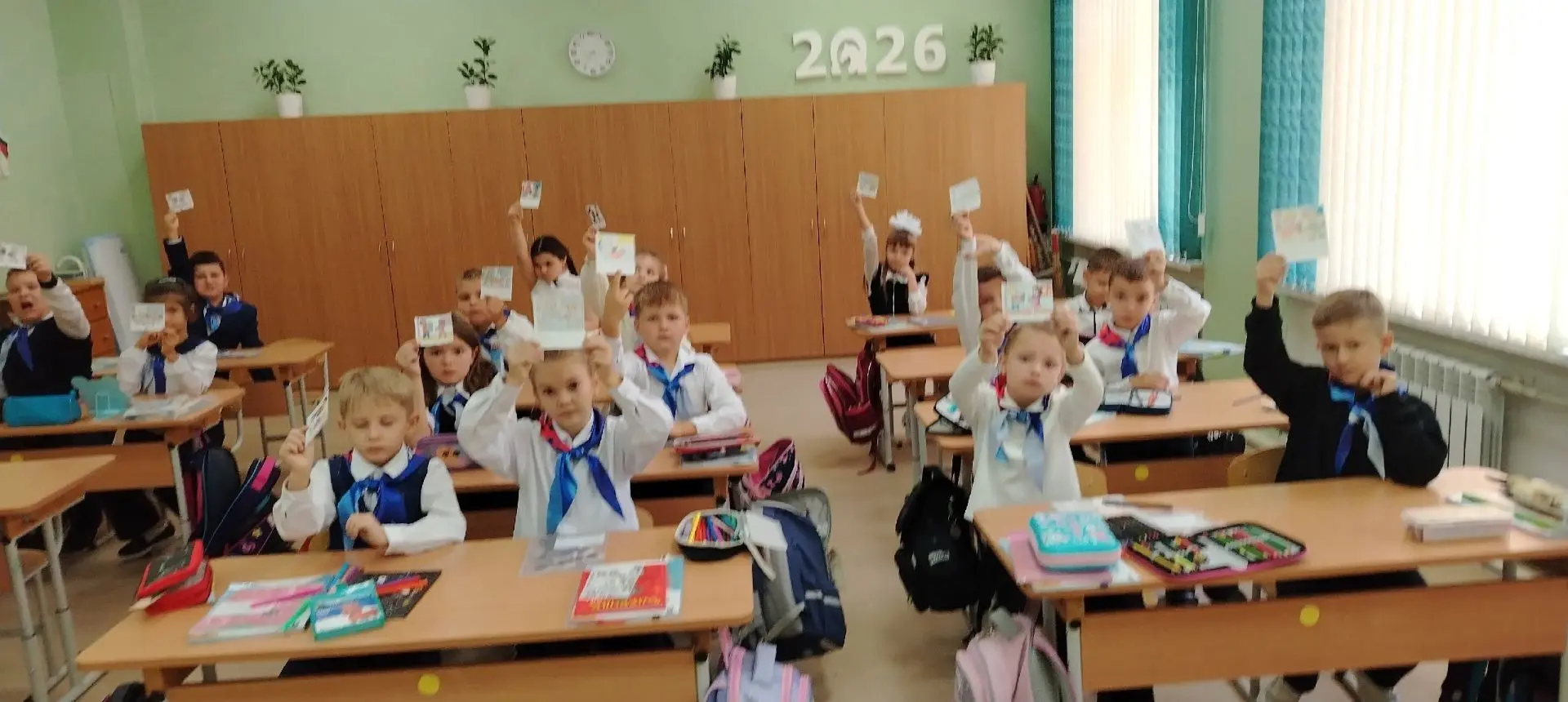 Сегодня в нашей школе прошли занятия из цикла «Разговоры о важном», посвящённые 85-лети...