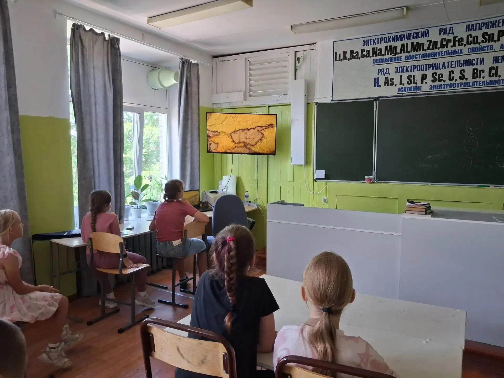 🎉 Второй день в летнем лагере прошёл под девизом «День дружбы и единения славян» 🤗