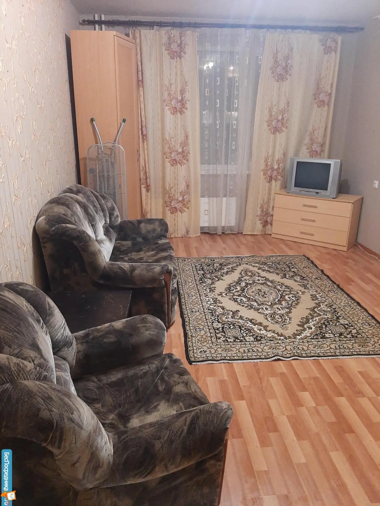 Сдам без посредников: 1-комнатная квартира, 42м²