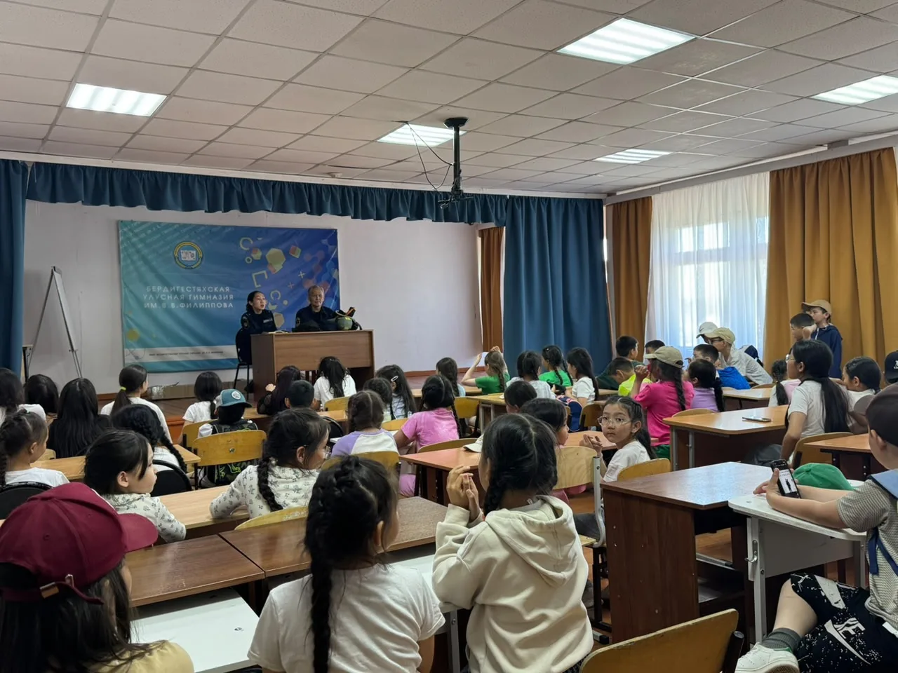 В лагерях Горного улуса прошли занятия по пожарной безопасности

📌В село Бердигестях Горного улуса,