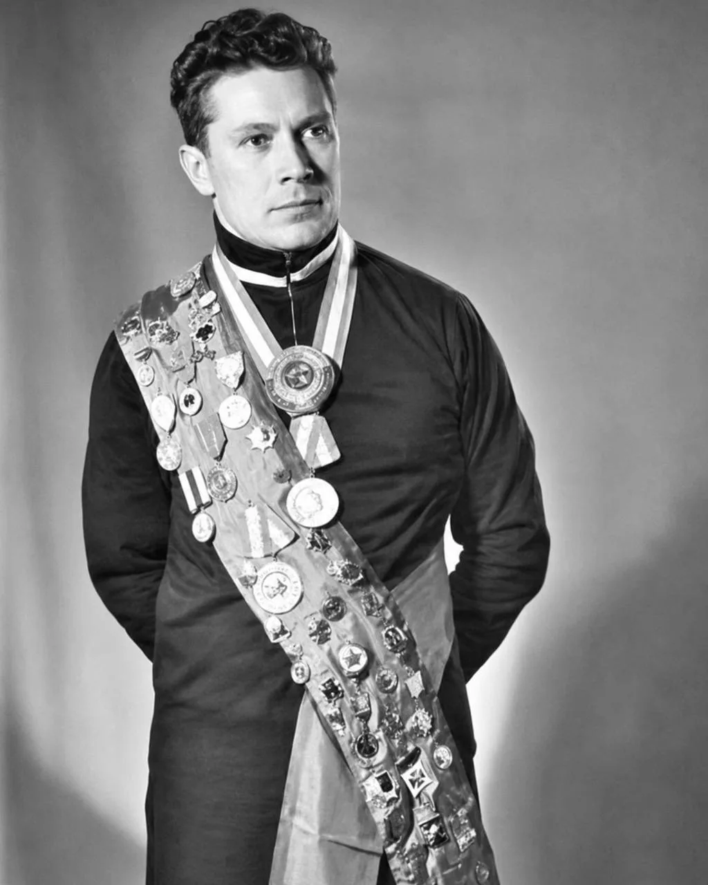🏆 102 года со дня рождения Бориса Цыбина

В этот день, 14 июня 1928 года, родился легендарный армей