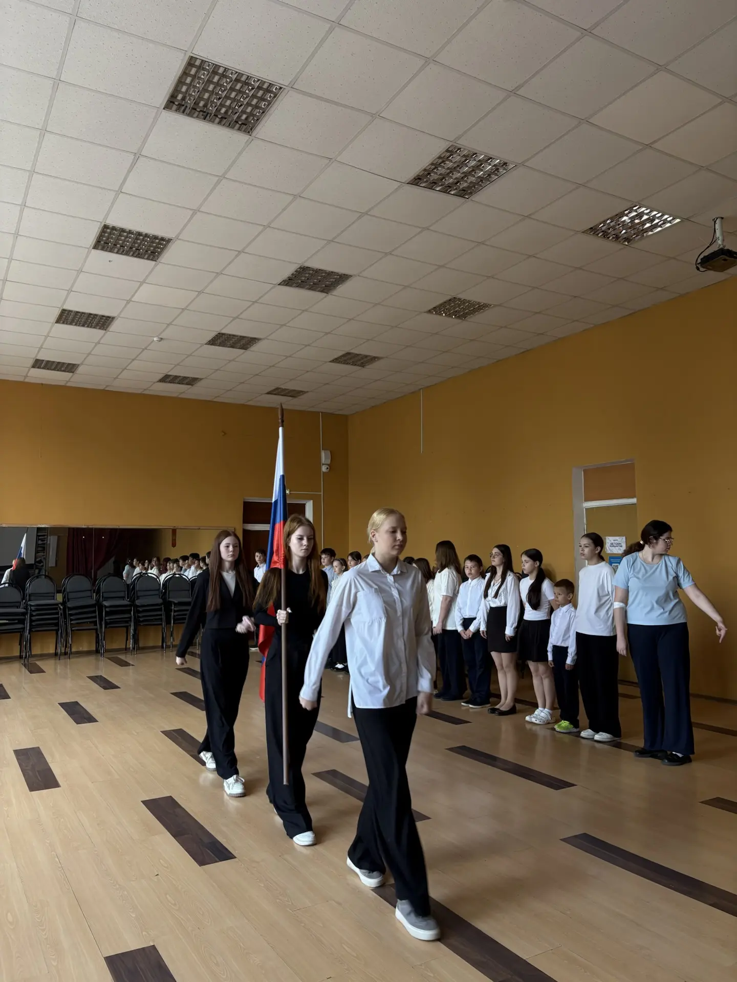 ВЫНОС ФЛАГА | ШКОЛА 177 | ЛЕНИНСКИЙ РАЙОН