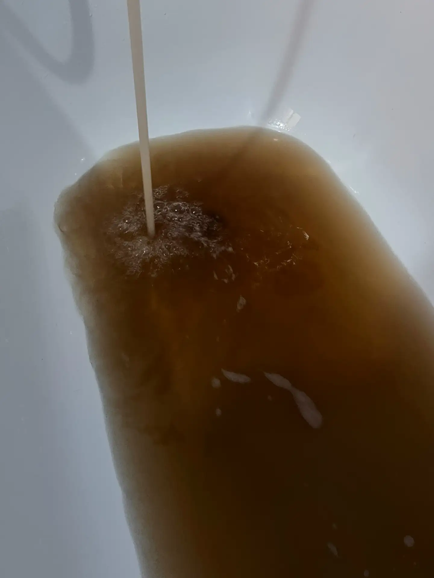 Уже нет слов.🤬 4-6 день такая вода 23 годовщина,дом 9!
