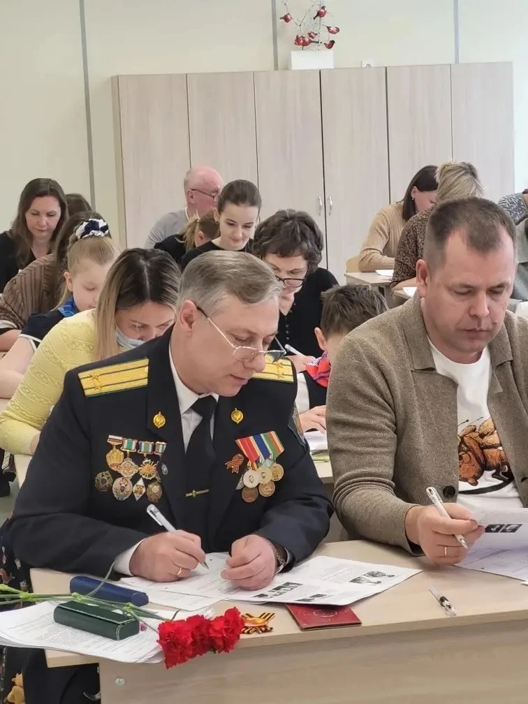 Сегодня мы в очередной раз приняли участие в международной  акции "Диктант Победы".   Цель акции - п