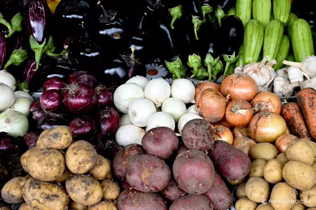 Среднестатистическая российская семья тратит на продукты почти 21 тысячу рублей в месяц.