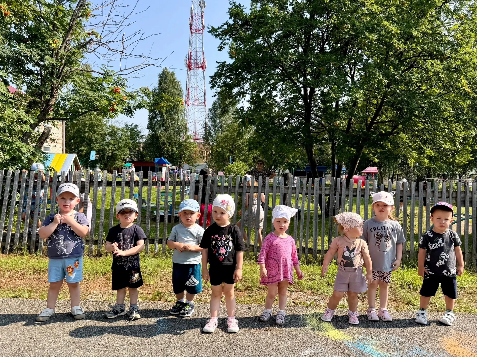 ☀️ День рисования на асфальте — твори прямо на улице 🎨