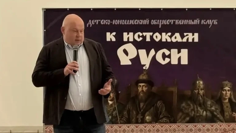 Сегодня поздравил членов Детско-юношеского общественного клуба «К Истокам Руси».