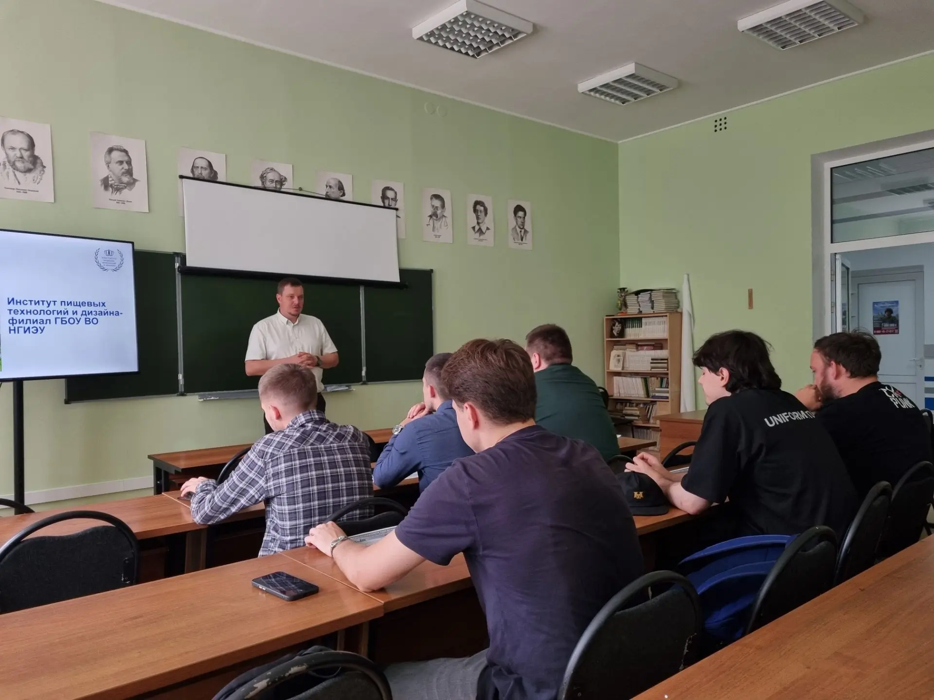 🇷🇺БПЛА на службе страны. Разговор о перспективах беспилотных технологий.