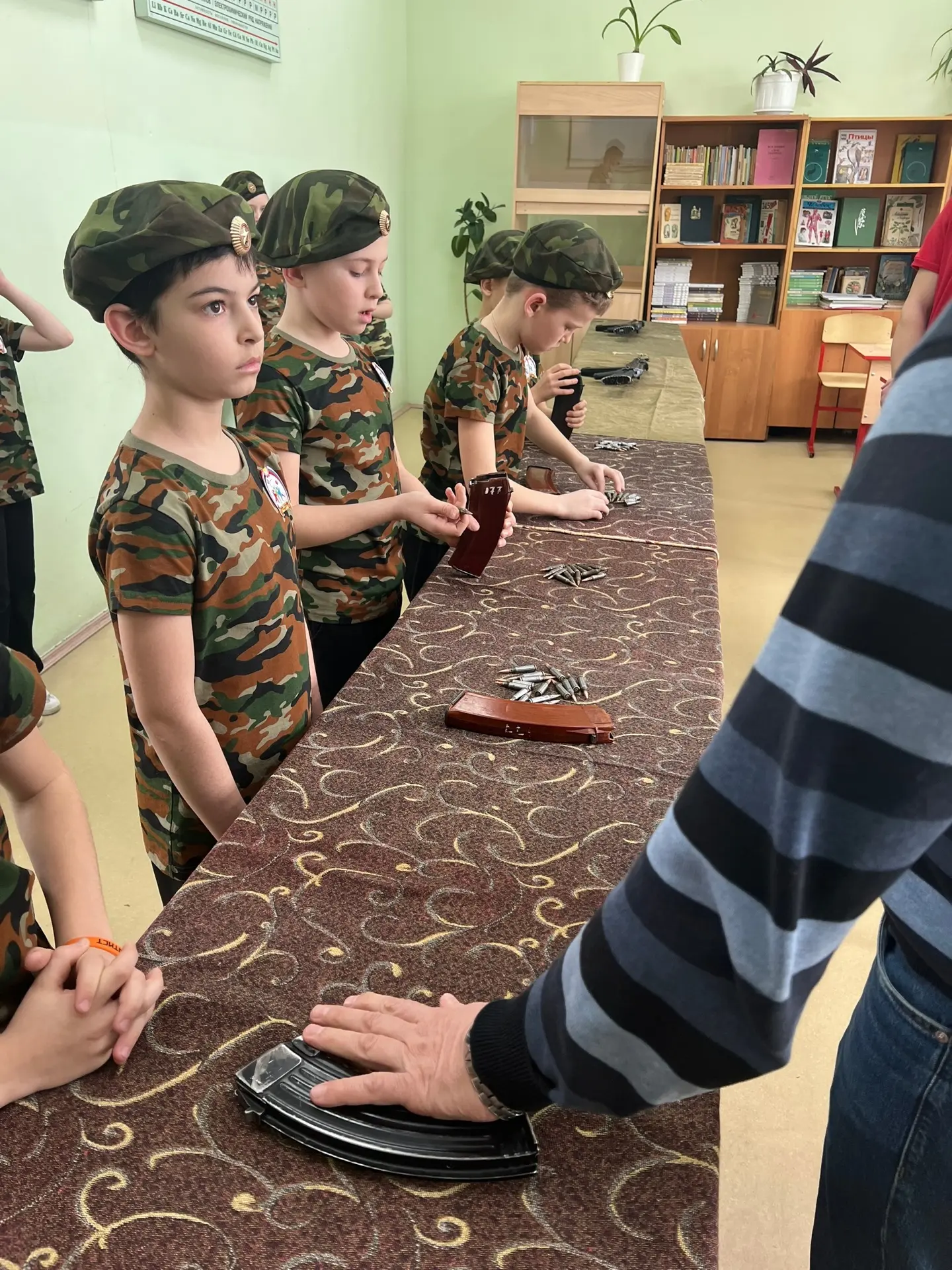 Юные патриоты стали  призёрами детской военно-спортивной игры «Юный защитник Отечества»  Сегодня наш