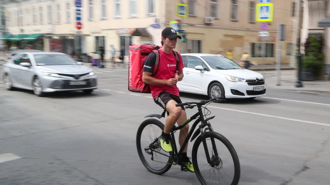 🚴‍♂️ Велокурьерам хотят запретить ездить по тротуарам