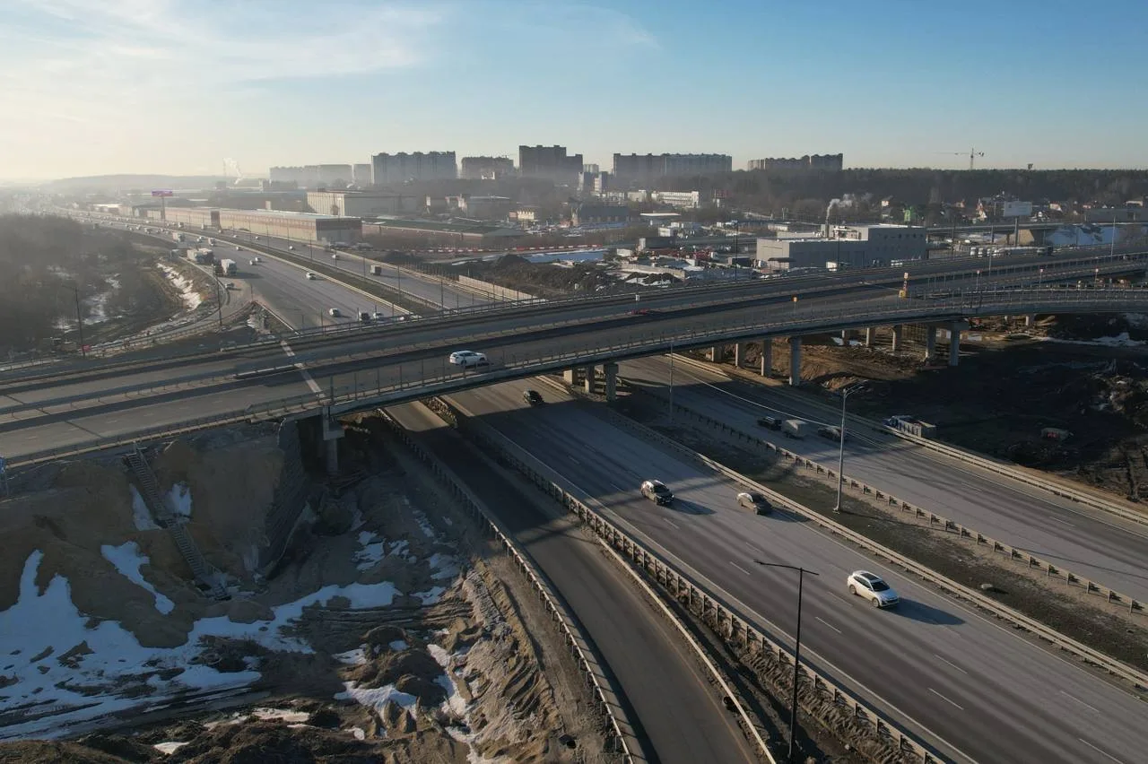 🛣️ Сегодня работаем в Люберцах. Запустили движение по новому участку Южно-Лыткаринской автодороги — 