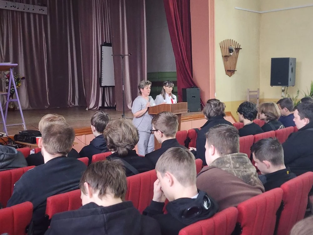 Уроки здоровья от медицинских работников   В рамках Дня здоровья студенты Клинцовского филиала БТЭиР