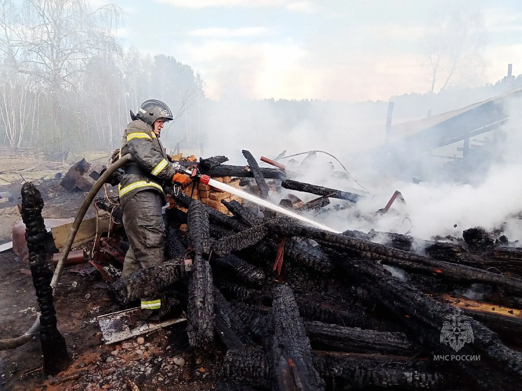 Оперативные итоги субботы   🚒 За сутки потушены 30 пожаров, пострадавших нет.   📎 В селе Момотово Ка