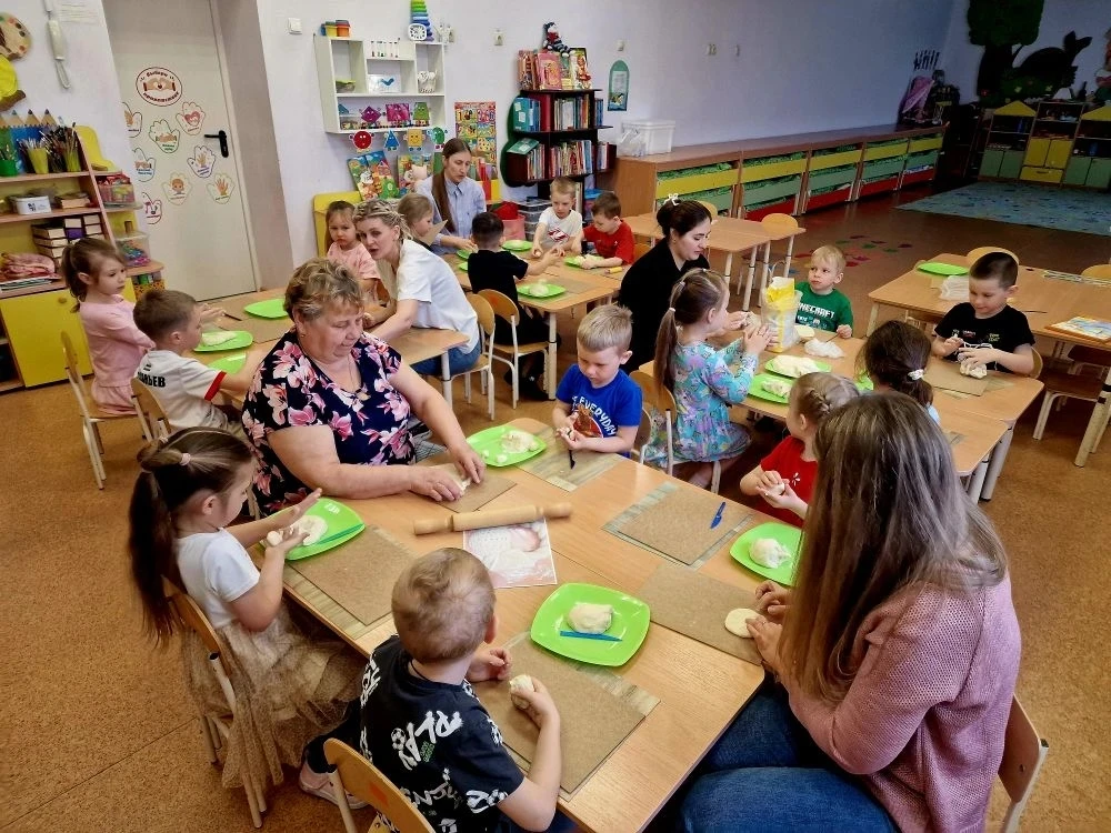 В группе «Гномики» дошкольного отделения "Калинка" накануне Пасхи состоялся творческий мастер-класс,