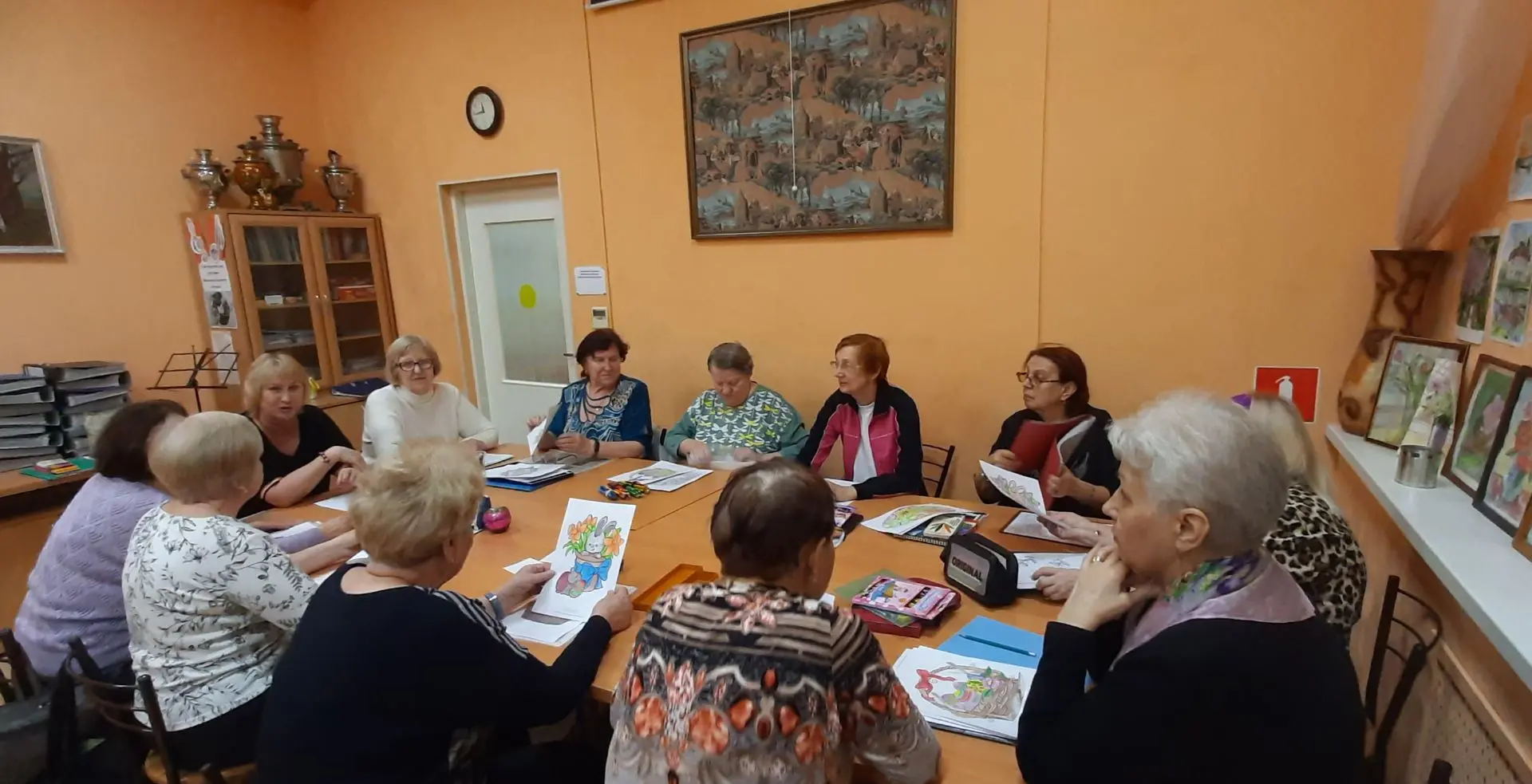 В социально-досуговом отделении граждан пожилого возраста филиала «Муринский» прошло за...
