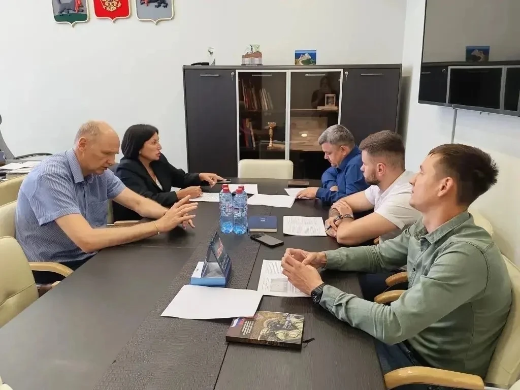 🇷🇺 Выпускники региональной программы «Герои Приангарья» начинают реализацию своих проектов.

Первы