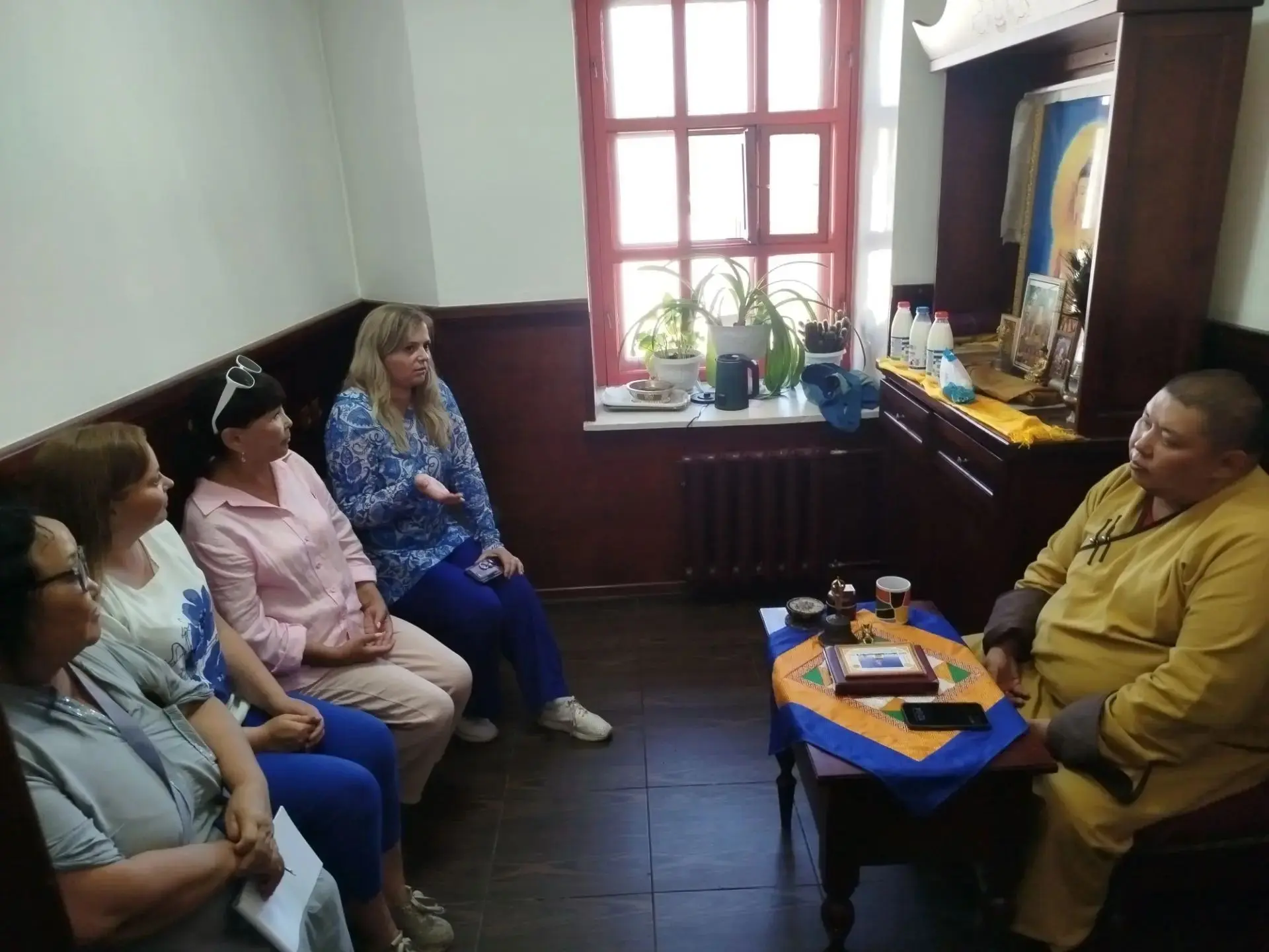 Буддизм в цифровом измерении: взгляд священнослужителей Тувы

В рамках реализации гранта «Буддизм в 