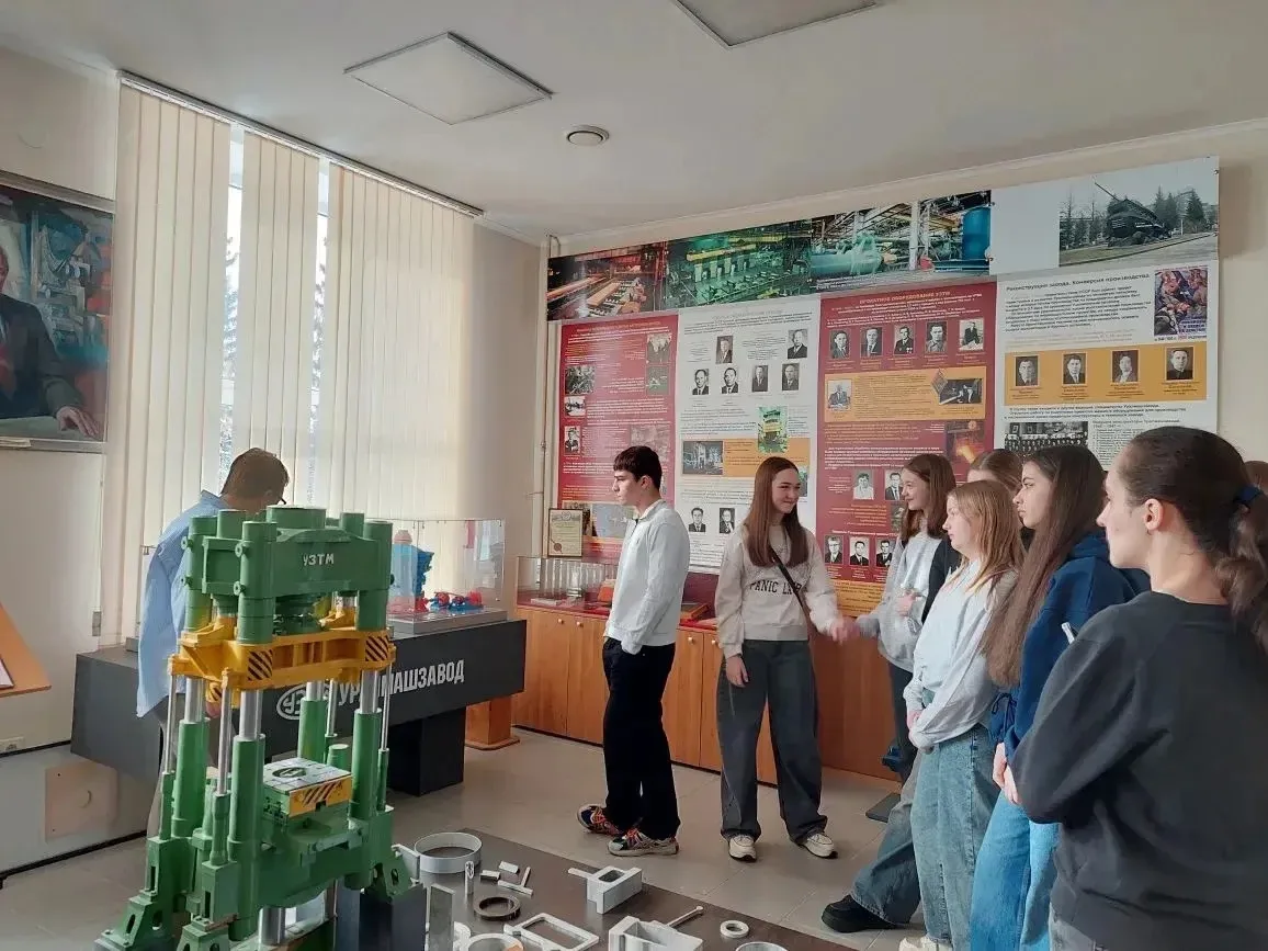 ⚒️ЭКСКУРСИЯ В ПРОШЛОЕ🛠️  11 марта ученики 7в класса вместе с классным руководителем Шумаевой Ольгой 
