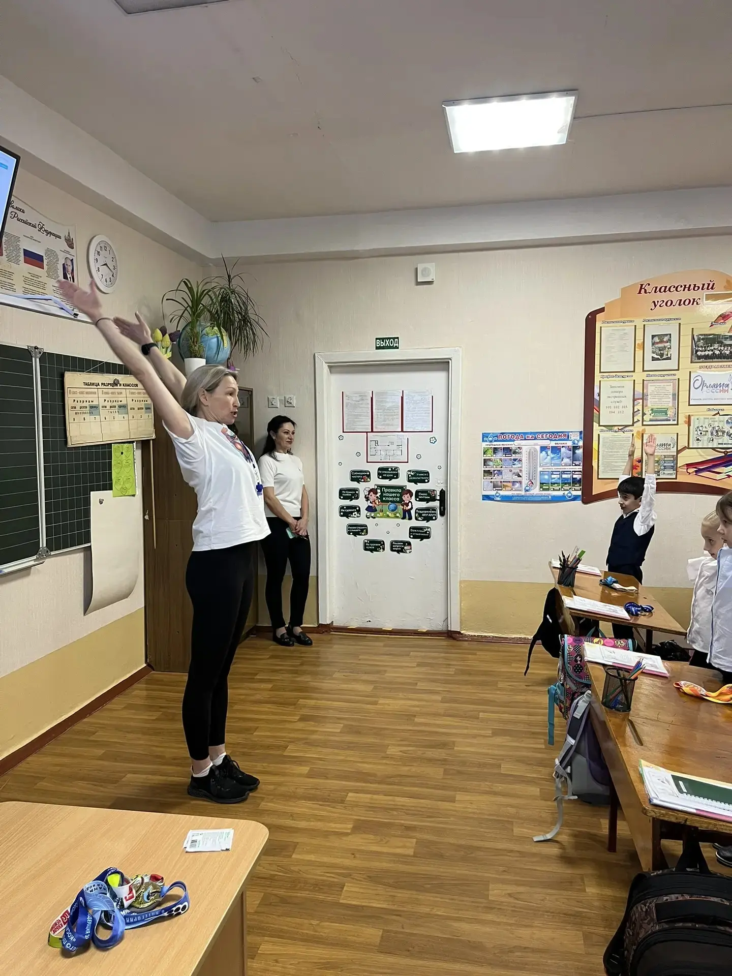🏊 Школа отметила День здоровья увлекательным мастер-классом по плаванию!  Опытом и секретами мастерс