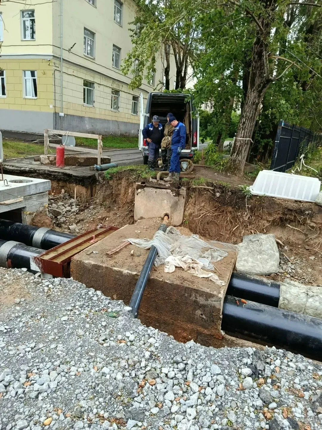 💦 В эти минуты: ремонт водопровода на улице Мира. Работаем!