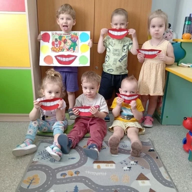Как в дошкольном отделении отметили День смеха ?😁  Считается, что чем веселее проживешь 1 апреля, те