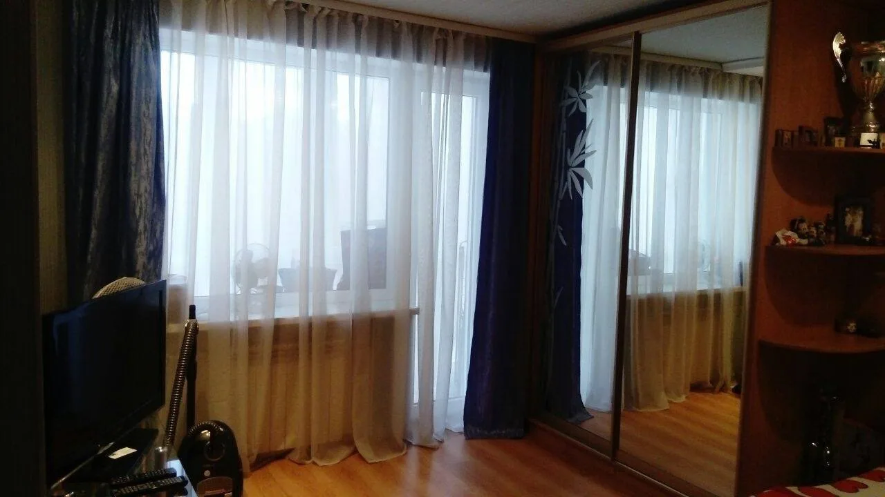 ‼Продам квартиру в Ленинском районе‼ 
Продается 1 к. квартира на Аравийской, Конти. Маленькая гостин