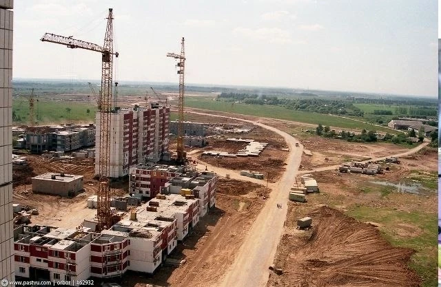 Строительство нового района Москвы - Бутово, 90-е.