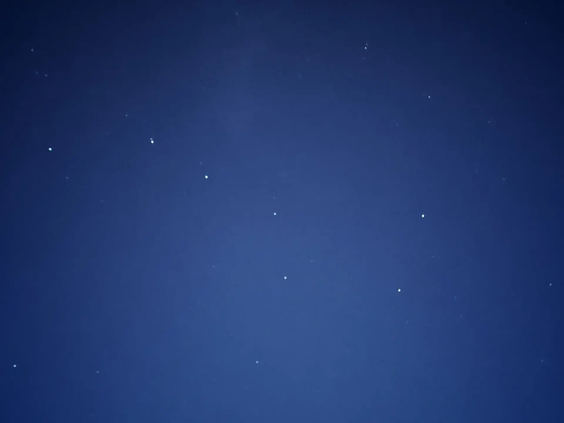 Небо сегодня шикарное.