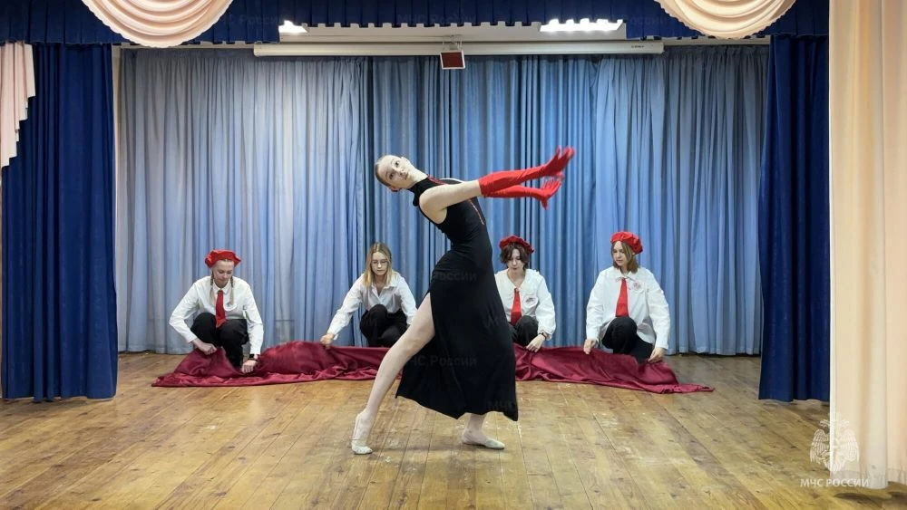 🎉 Дружины юных пожарных Орловщины соревнуются за звание лучших   В городе Орле состоялись первые зон