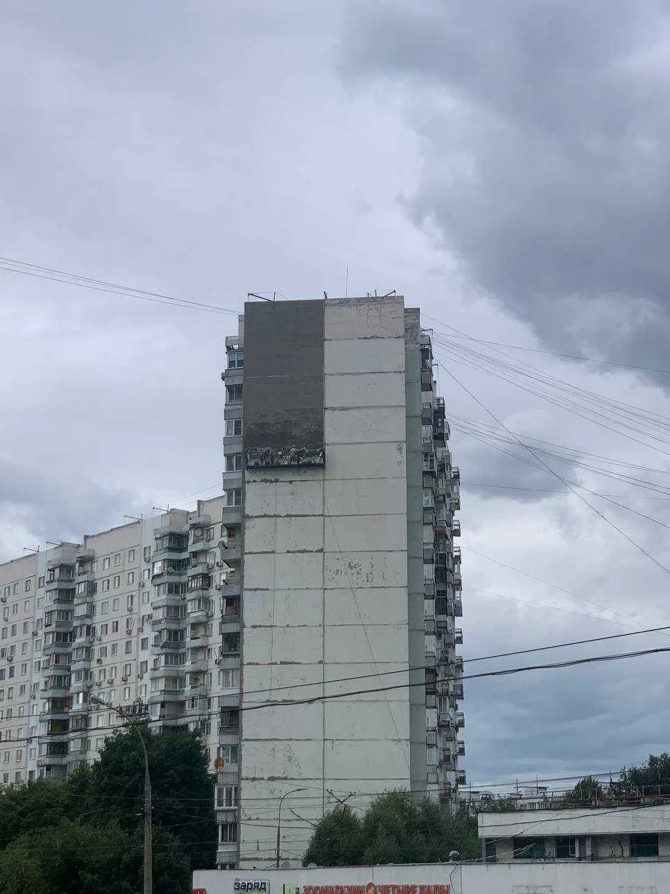 🏗 Маршала Катукова, 15/1: дом начали преображать