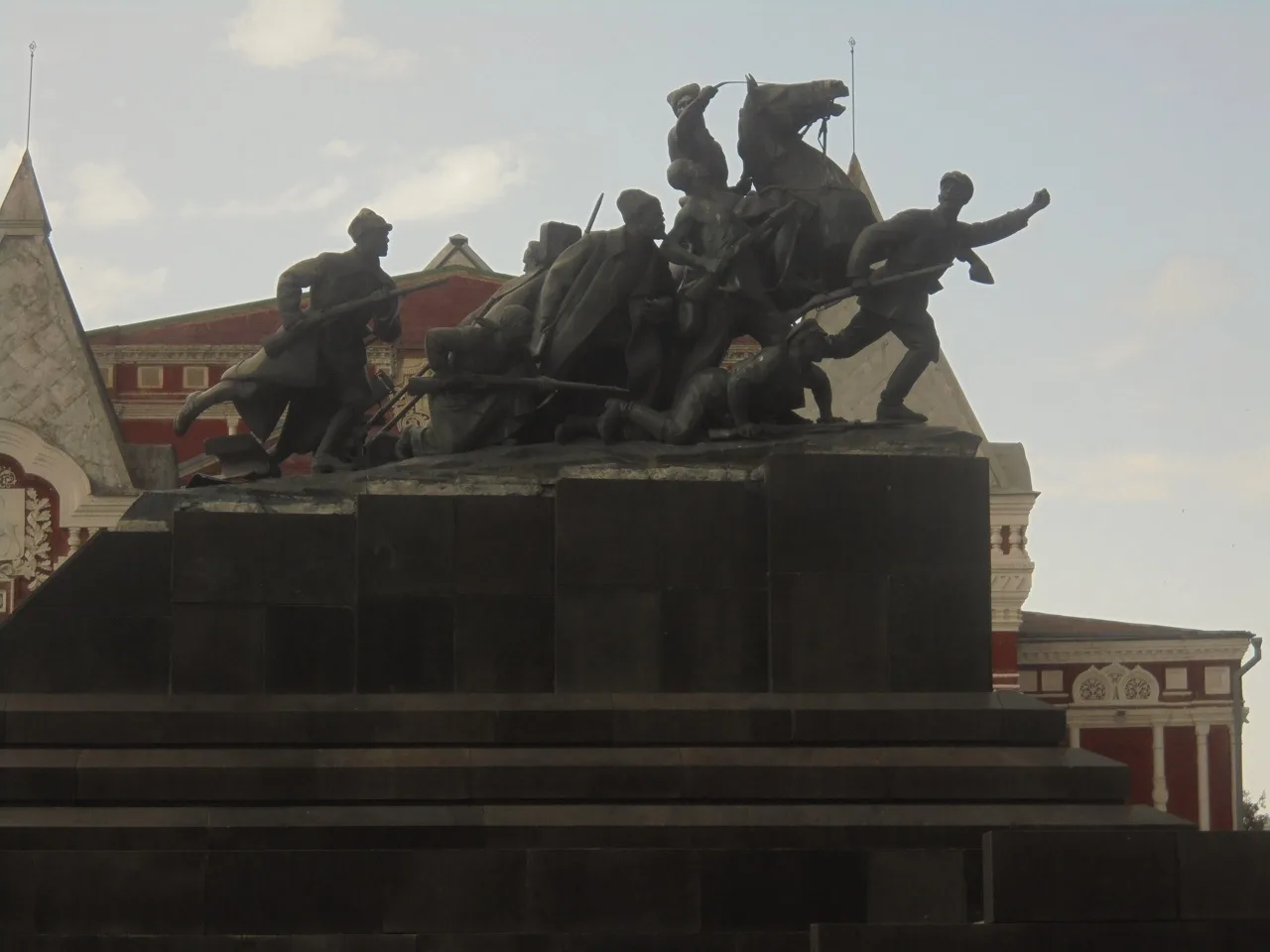 22 августа 1932 года решением президиума Крайисполкома принято открыть в Самаре первый ...