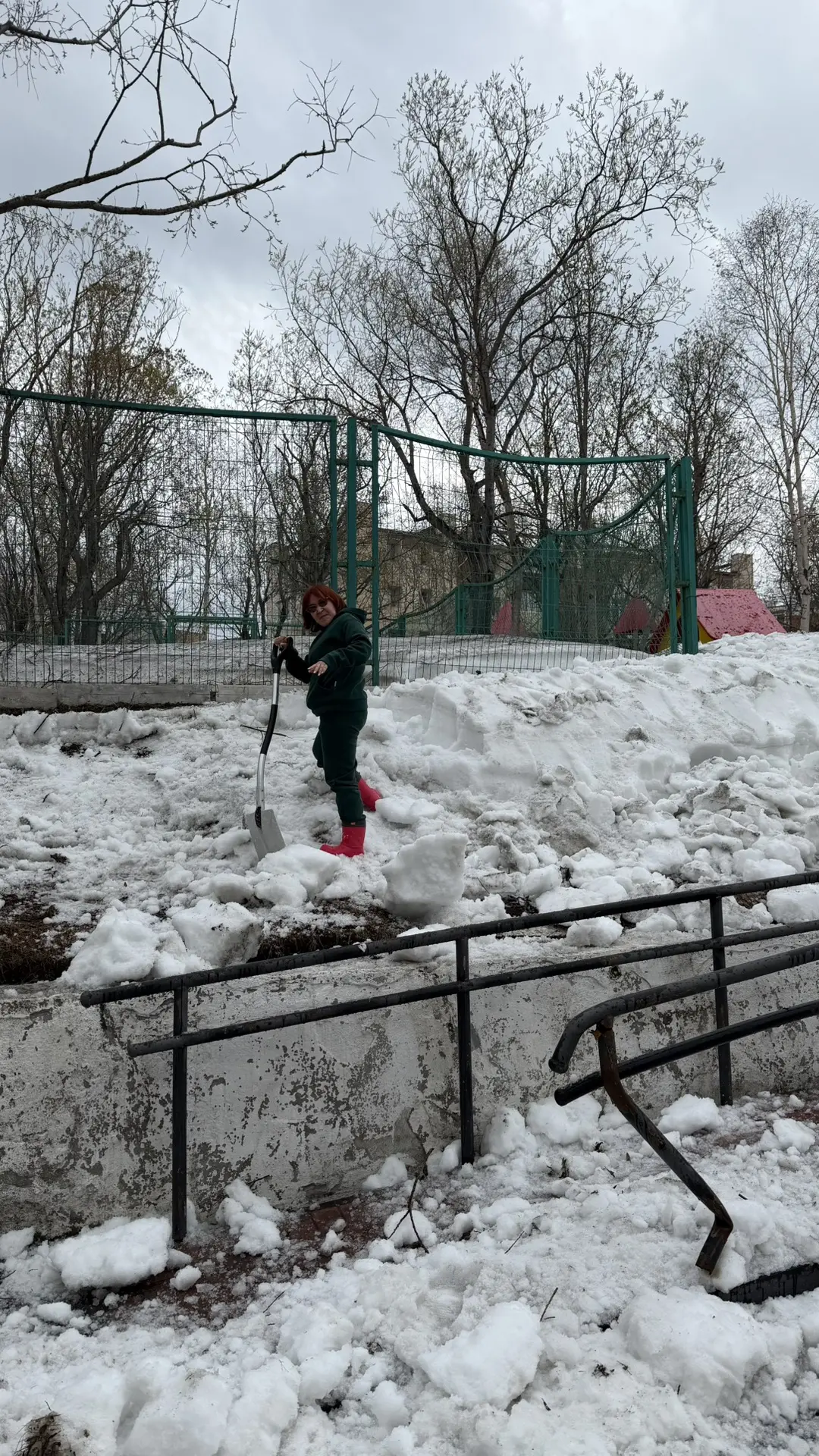 Вот и подошёл к концу учебный год — а значит, время навести порядок на нашей любимой те...