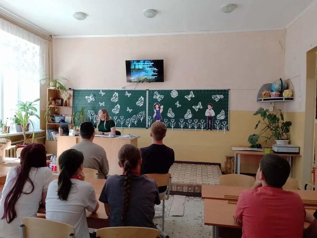 8 июня ребята стали участниками квест-игры «Нелегко быть туристом», в ходе которой участники прошли 