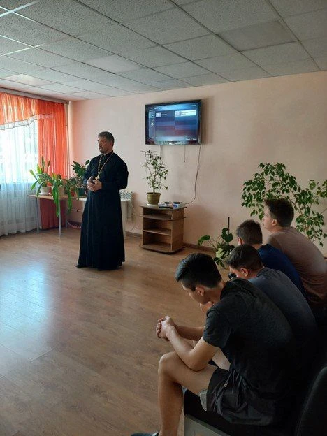 Встреча со священнослужителем Храма Святого Михаила п. Борисовка протоиереем Отцом Павлом.