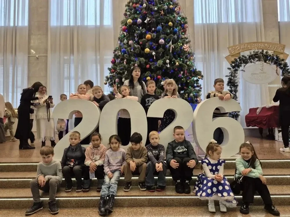 Путешествие в Волшебную страну ✨  Ребята из 1,,А"класса (кл.руководитель Курамшина Р.И.) снова отпра