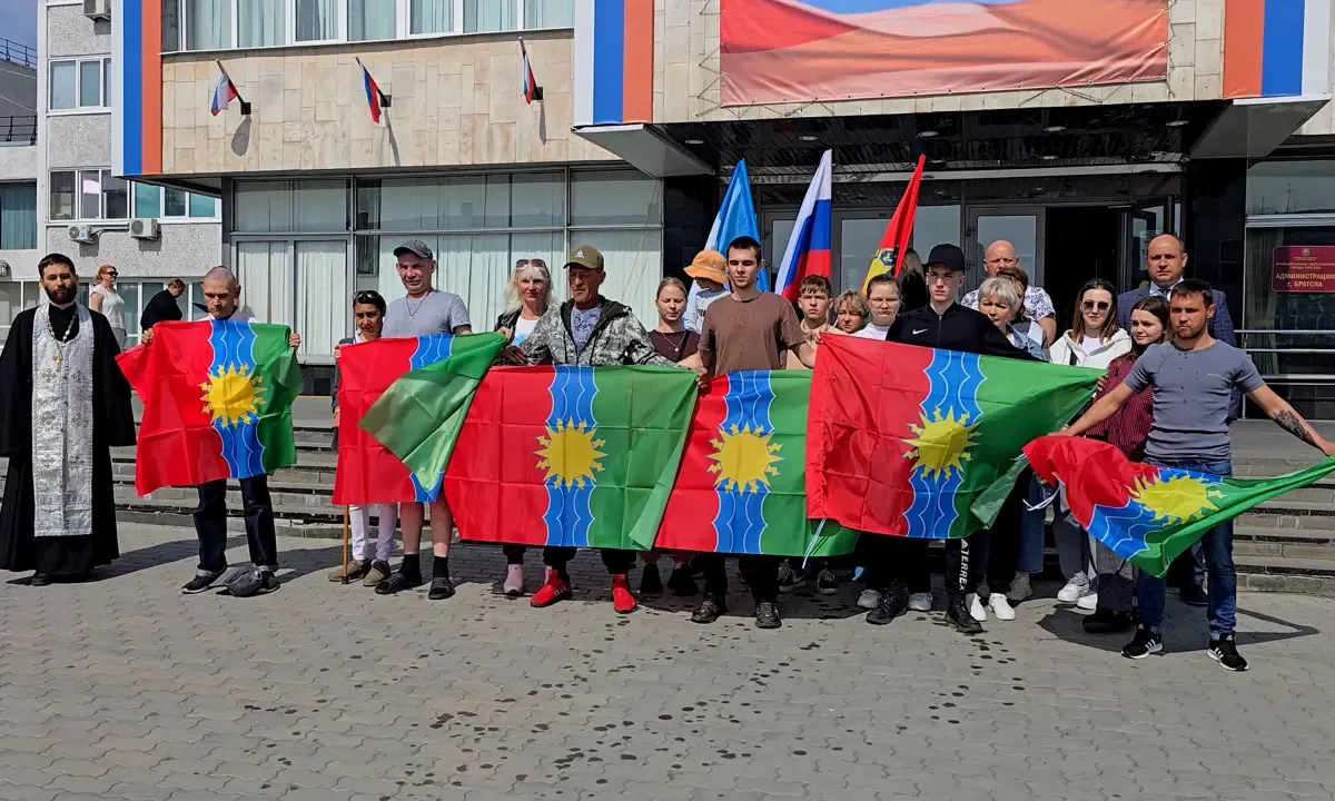 Ещё шестеро братчан приняли решение заключить контракт с Министерством обороны

Рано утром от здания