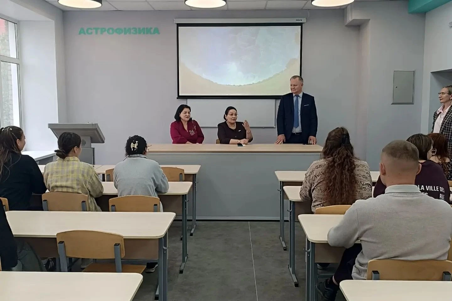⚡⚡Будущие педагоги встретились с руководителями российско-таджикских школ