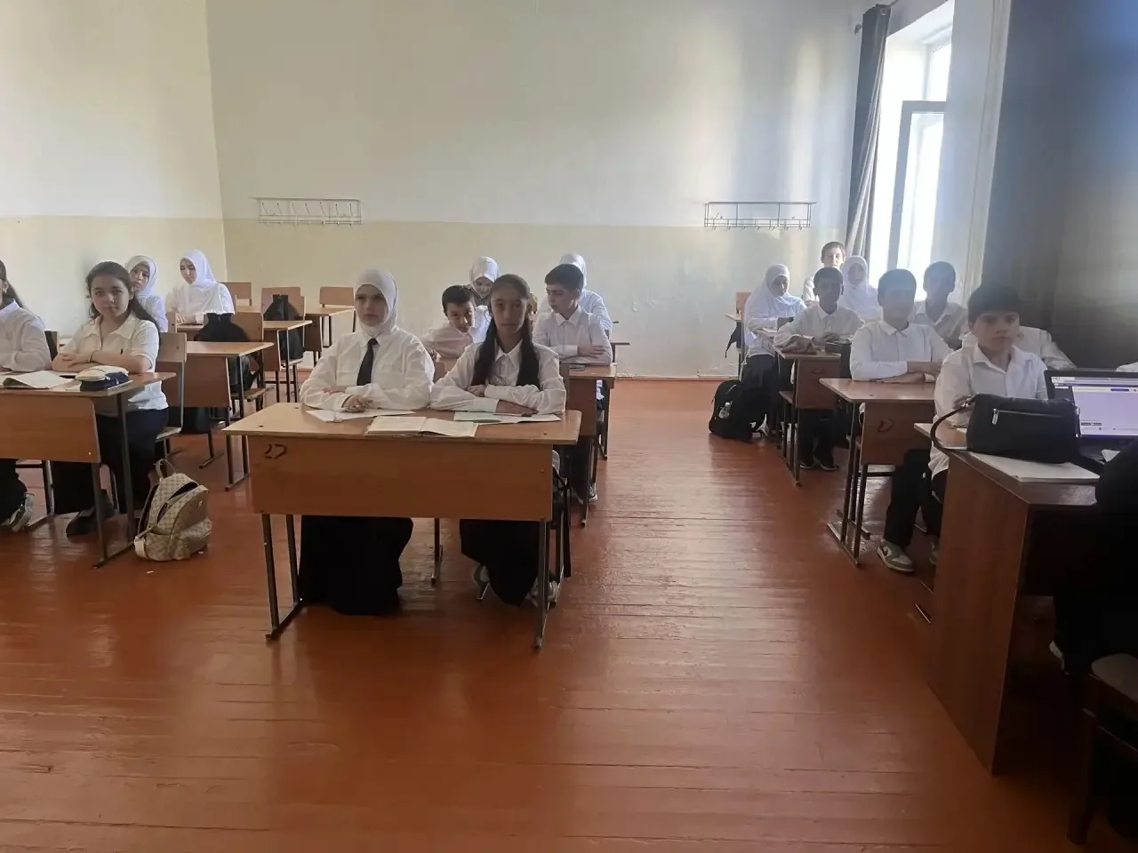 3 сентября в 8а классе прошёл классный час "Беслан: трагедия и память", посвящённый одн...