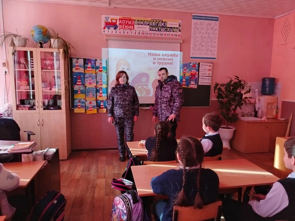 🇷🇺 РОССИЯ — МОИ ГОРИЗОНТЫ   19 февраля состоялись очередные внеурочные занятия «Россия — мои горизон