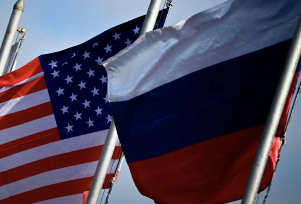 🇺🇦США передают ВСУ координаты объектов в России

Бывший спецпомощник президента США по вопросам Ро