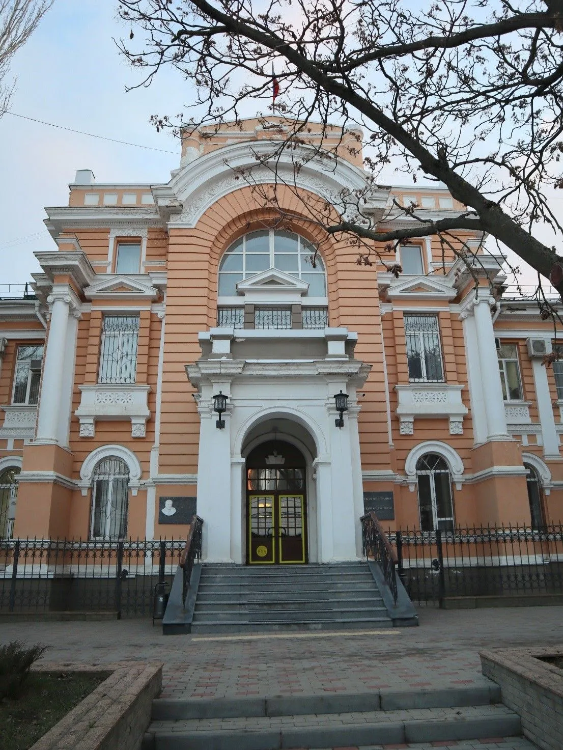 ✅Объект культурного наследия регионального значения «Здание окружного суда» расположен ...