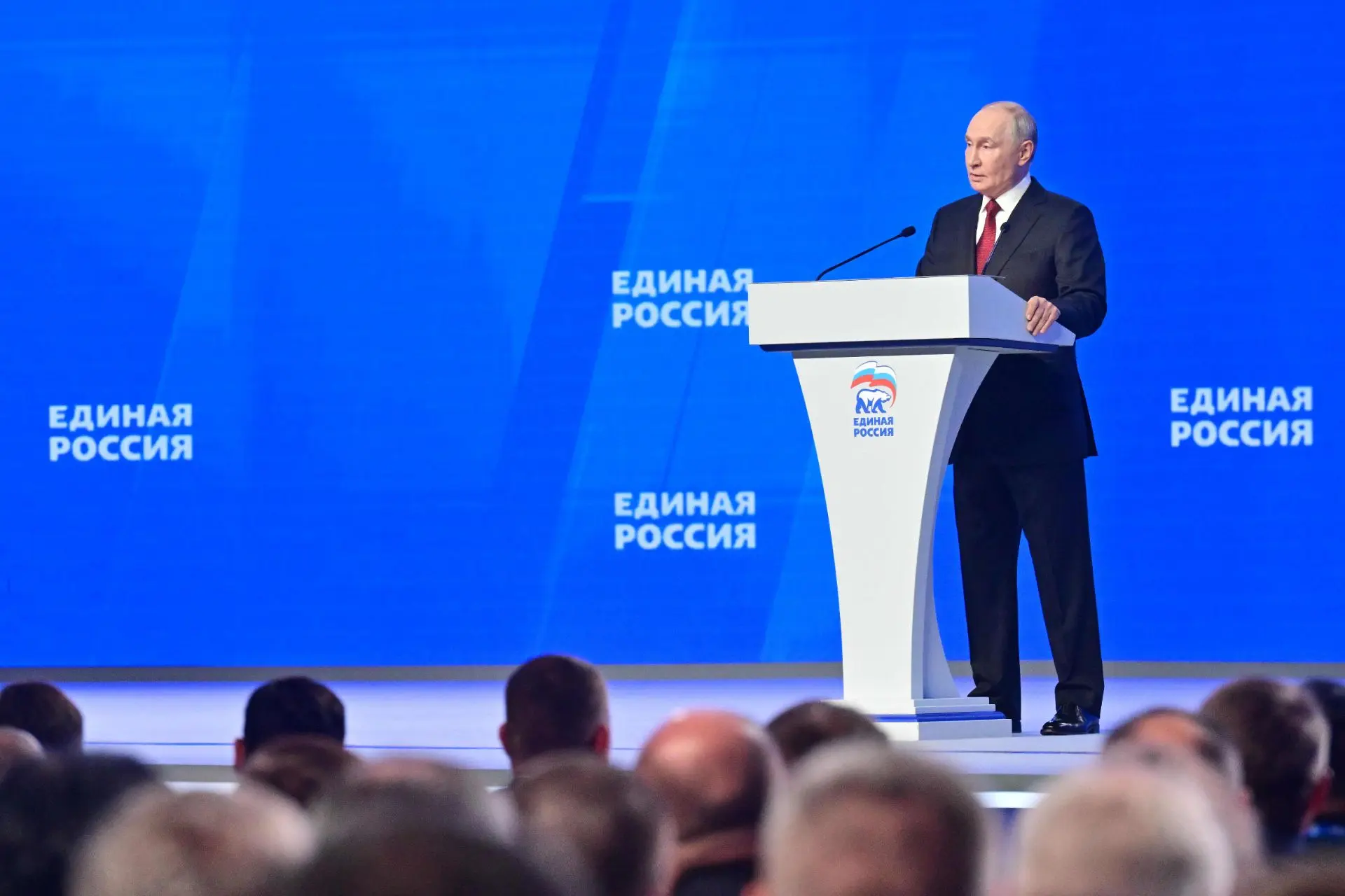 Вместе с делегацией от нашей республики принял участие во втором этапе XXIII съезда пар...