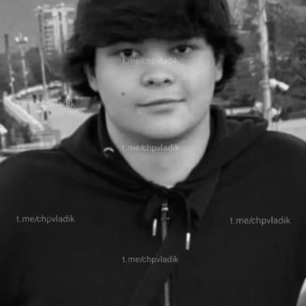 🥀18-летнего парня убили во Владикавказе 

В ночь на 14 июня в районе Сапицкой будки выстрелом убили