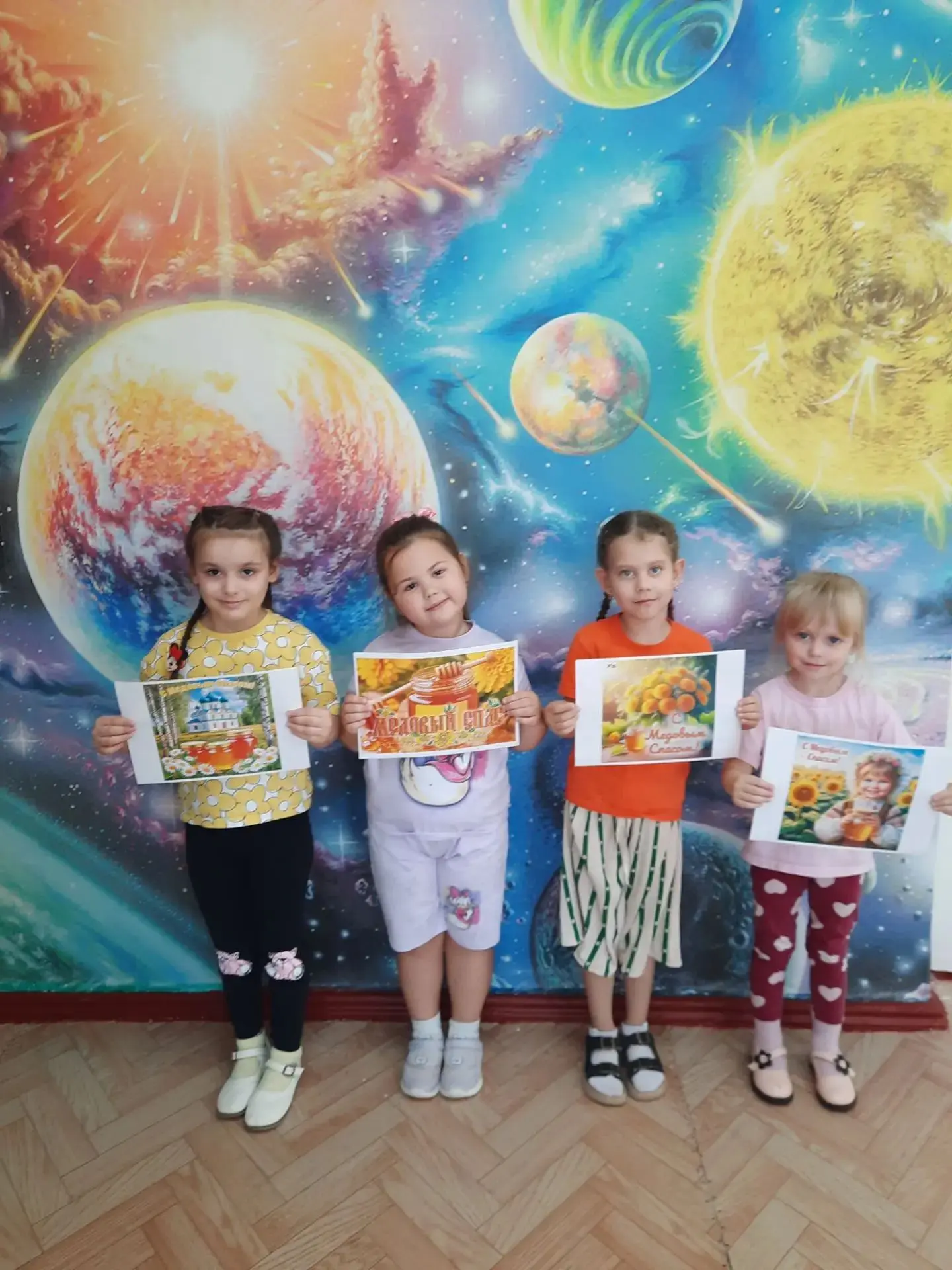 В старшей группе,,БУРАТИНО,,  прошла акция, посвященная одному из самых сладких праздни...
