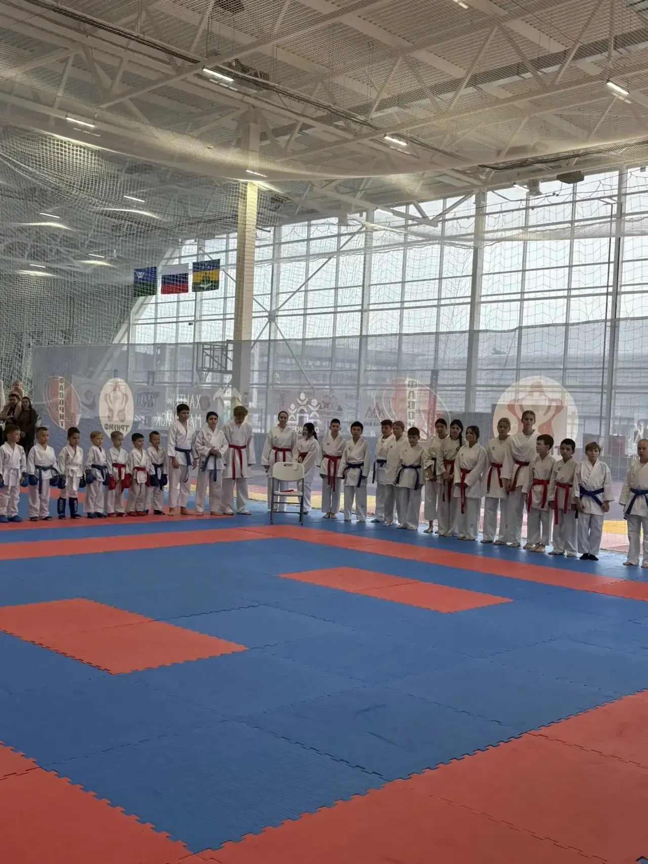 🥋 Первенство города Ханты-Мансийска по каратэ прошло в «Дружбе»!